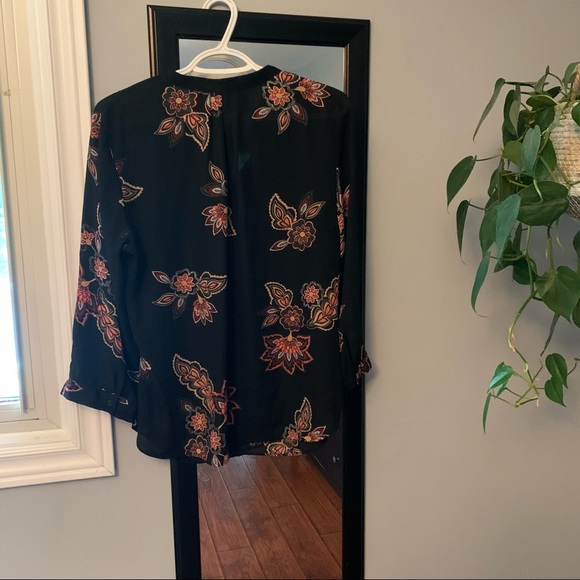 EUC Large Black Boho Paisley Floral Top - Picture 2 of 8